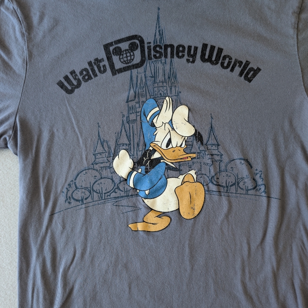 Walt Disney World Donald Duck Tee Shirt Short Sleeve WDW Magic Kingdom Blue Sz S image 3
